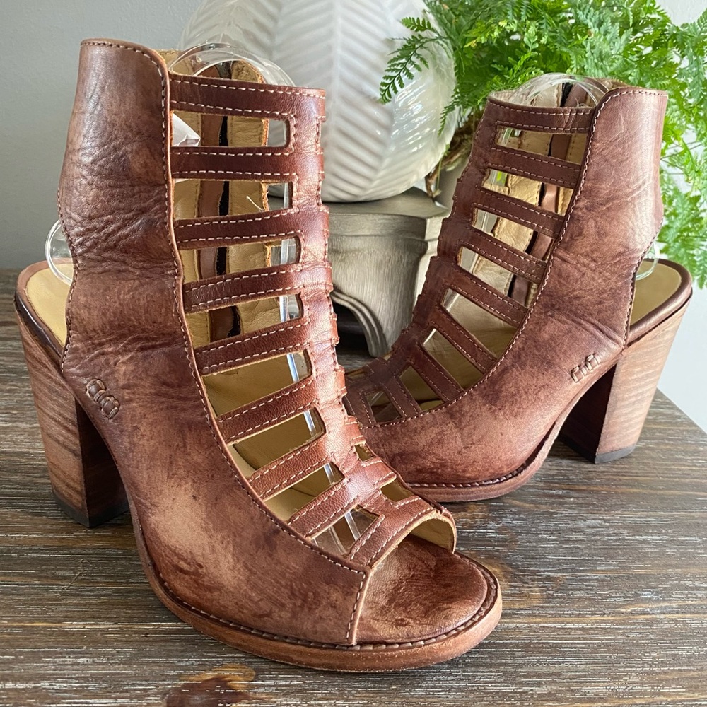Bed|Stu Boho Occam Distressed Leather Caged Heeled Boots Sandals Womens 7 Tan - Picture 2 of 12